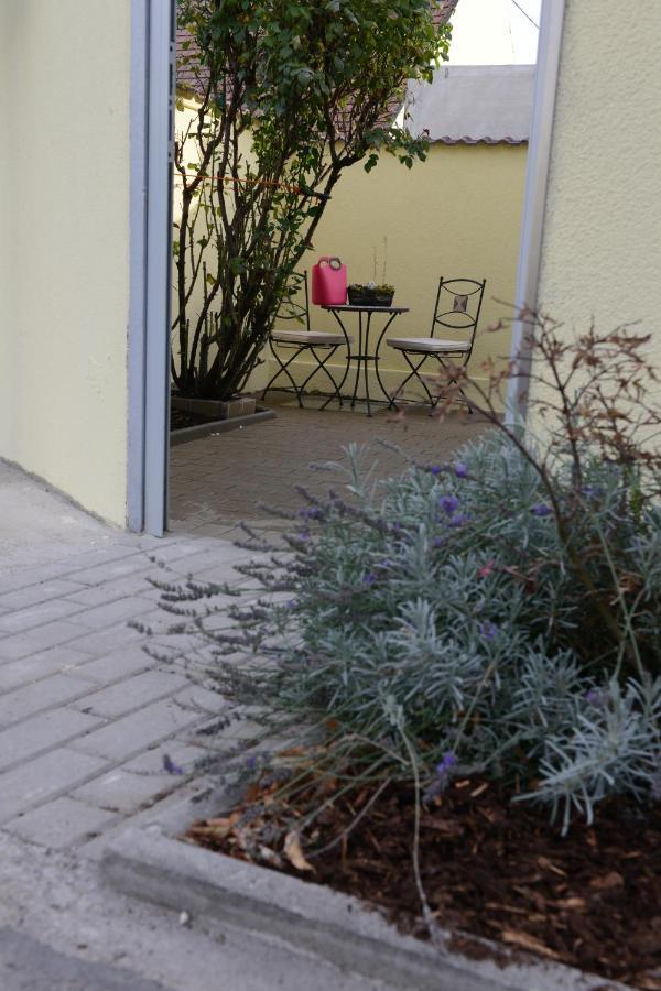 Auszeit Vienna Wellness Apartment Екстериор снимка